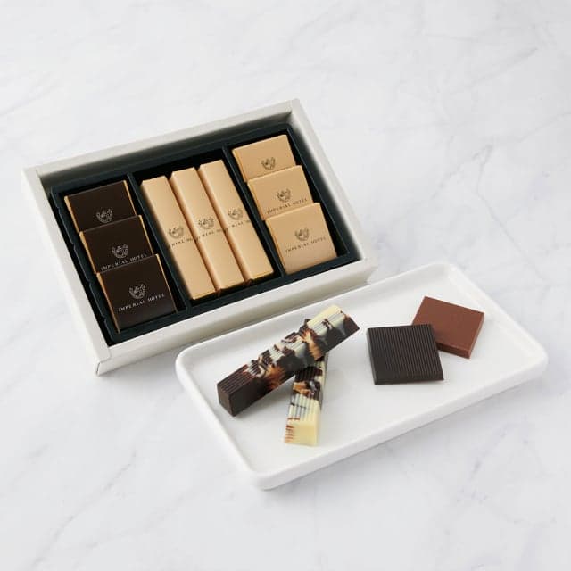 帝国ホテル チョコレート　スティック&プレート（TA-15BE）ギフトセット チョコ ギフト 個包装 ギフトラッピング スイーツ お配り お返し 内祝い 結婚祝い 出産祝い 結婚内祝い 出産内祝い おしゃれ 高級 人気 贈り物 本命 義理 バレンタイン チョコ ギフト 2026 お歳暮 thumbnail 2