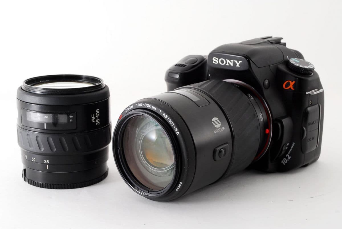 【中古】 ソニー SONY デジタル一眼レフカメラ α200 DSLR-A200 ブラック 超望遠ダブルズームセット 美品 初心者に最適一眼レフセット ストラップ付き 当店保証30日間 人気 一眼レフ デジタル一眼 中古 カメラ
