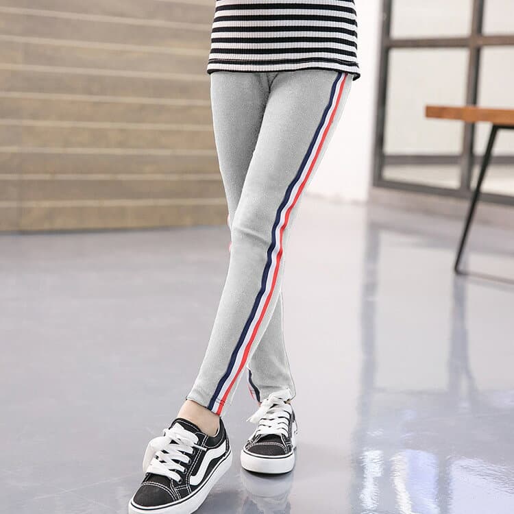 送料無料 キッズレギンス レギンス 子供服 キッズ服 女の子 ボトムス 長ズボン ズボン ロングパンツ パンツ トリコロールカラー トリコロール ライン 無地 シンプル スポーティー ポップ ダンス衣装 ダンス ヒップホップ カッコイイ かっこいい 格好いい 可愛い かわいい 春 thumbnail 3