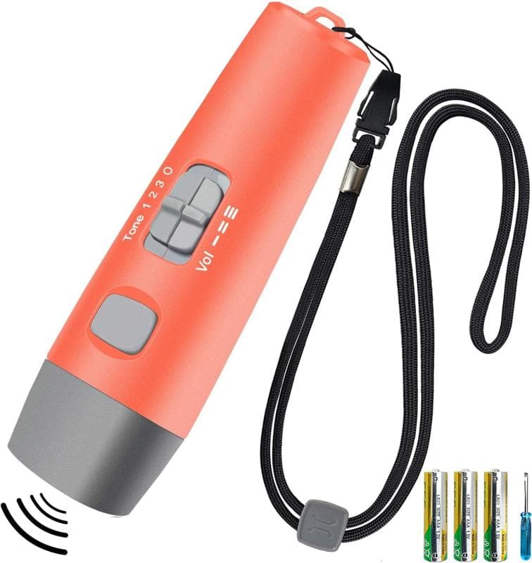電子ホイッスル 電子笛 3段階 3種類ホイッスル 大音量 130db サッカ バスケットボール スポーツ 審判 団体競技 アウトドア 防災 防犯 登山 害獣 対策 3本AAA電池付き