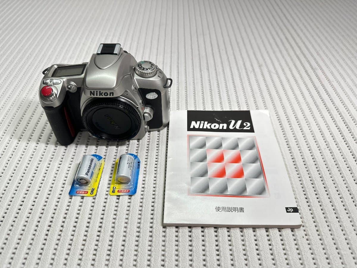 ♪【Nikon ニコン U2 シルバー AF フィルムカメラ ボディ 一眼レフ 小型 軽量 説明書 電池 ボディキャップ付 通電OK 】OK22799 — 1/10
