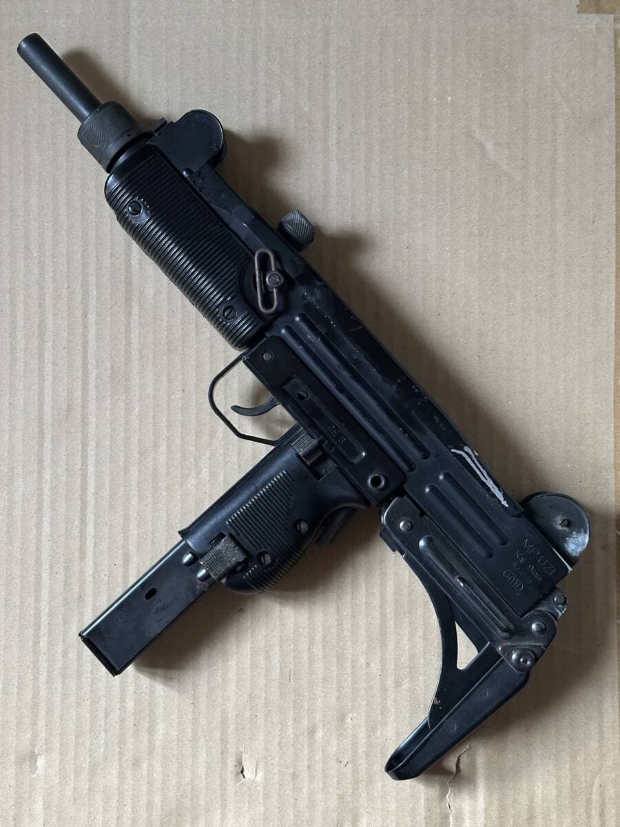 マルシン UZI サブマシンガン 金属製キット組み立て品 モデルガン おもちゃ プラモデル ウージー マルシン 工業 — 1/10