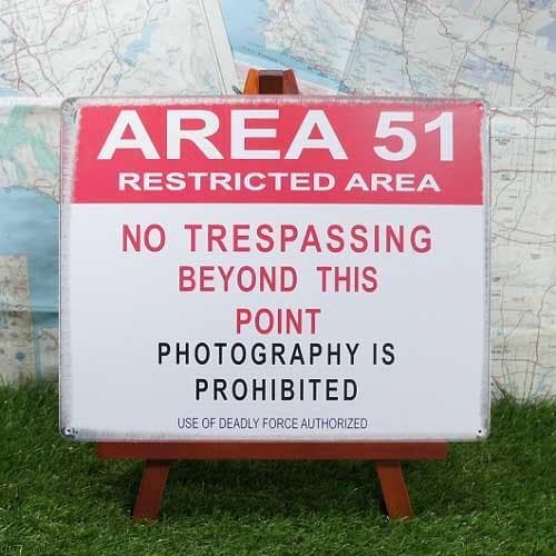 レア★インテリア雑貨★【ブリキ看板】AREA51/エリア51 【ヴィンテージ加工】 — 1/2