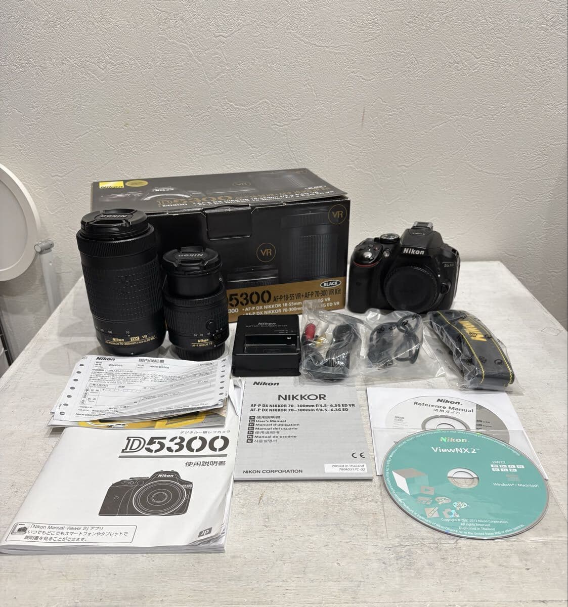 【1円スタート】稼動品 Nikon D5300 ダブルズームキット AF-P レンズ 18-55/70-300 VR 付属品有 ニコン デジタル一眼レフカメラ — 1/10