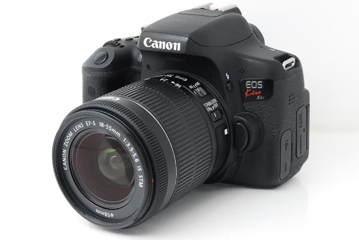 Canon キヤノン EOS Kiss X8i レンズキット 123 — 1/10