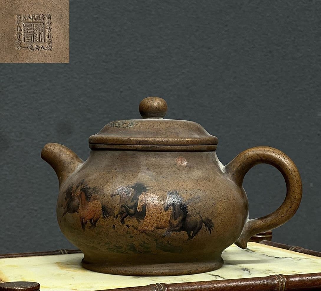 ■観心・時代旧蔵■B0641清時代 時代朱泥 段泥紫砂泥絵八駿図潘壺/紫砂 煎茶道具 朱泥 茶壺 — 1/9